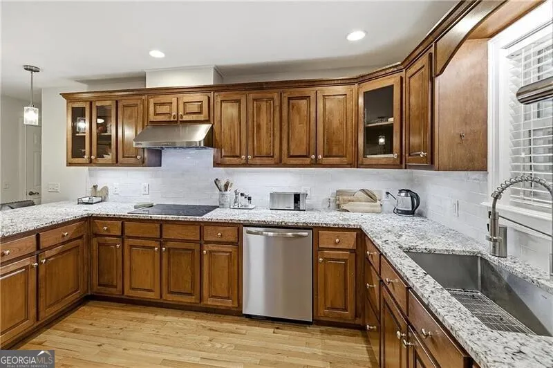 1077 Panorama DR Sautee Nacoochee, GA 30571