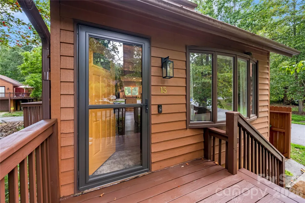 15 Garden Court Fletcher, NC 28732