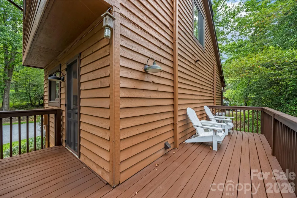 15 Garden Court Fletcher, NC 28732