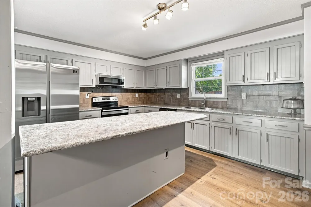 4209 Heatherstone Drive Gastonia, NC 28056