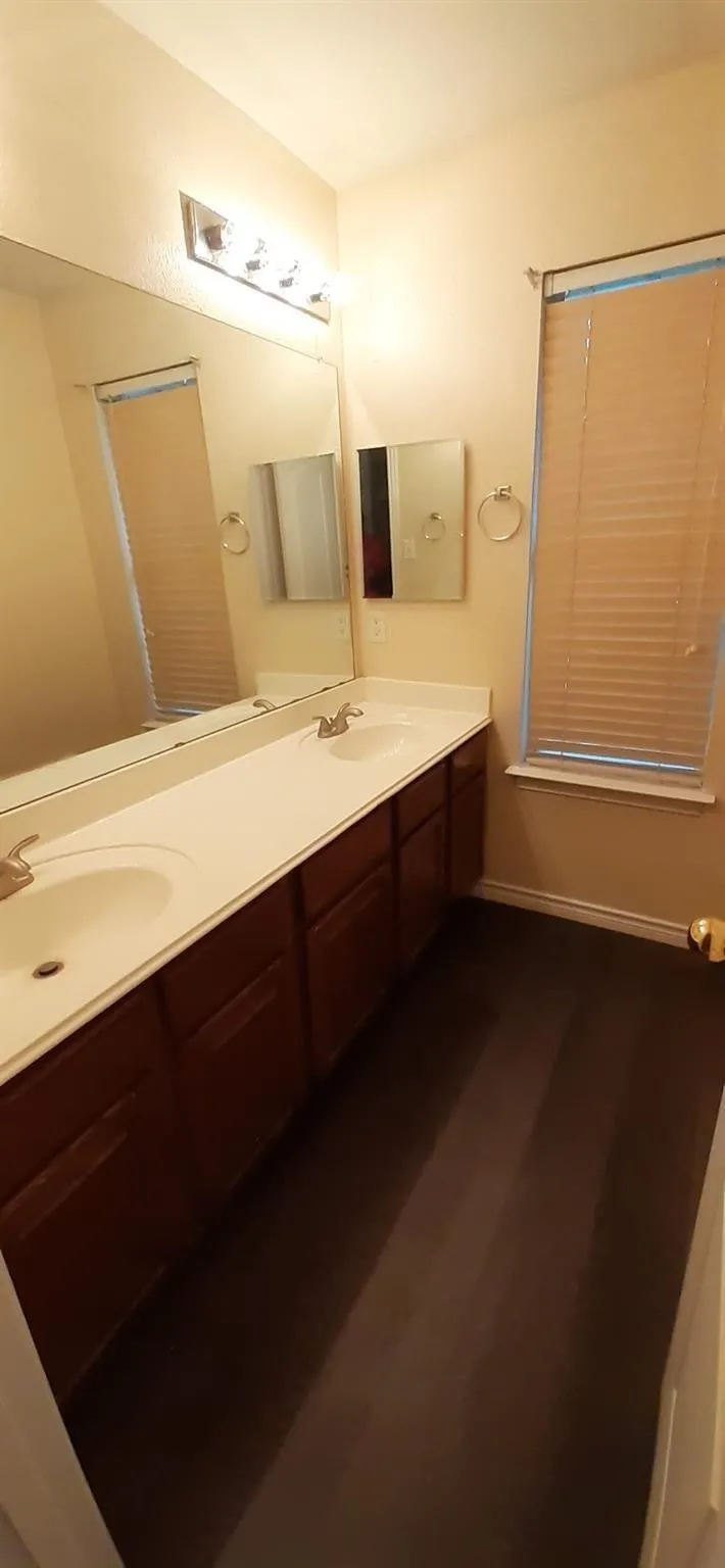 4526 Julian Drive Mesquite, TX 75150