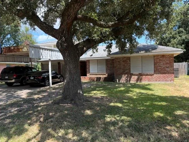 1909 11th Avenue La Marque, TX 77568