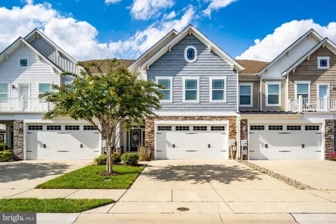 23 SCARBOROUGH LANE