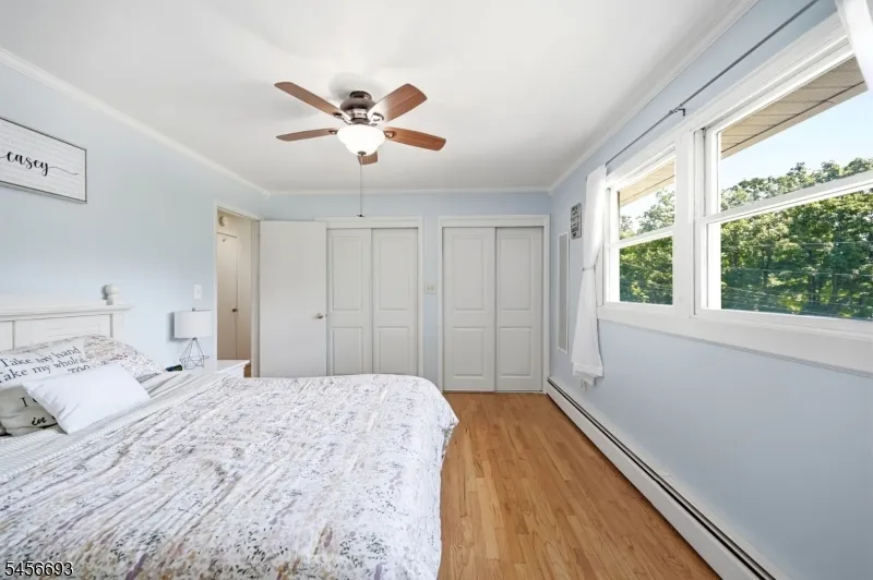 25 Elm Tree Rd Vernon, NJ 07422