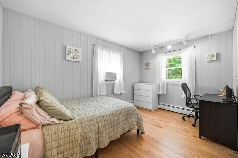 25 Elm Tree Rd Vernon, NJ 07422