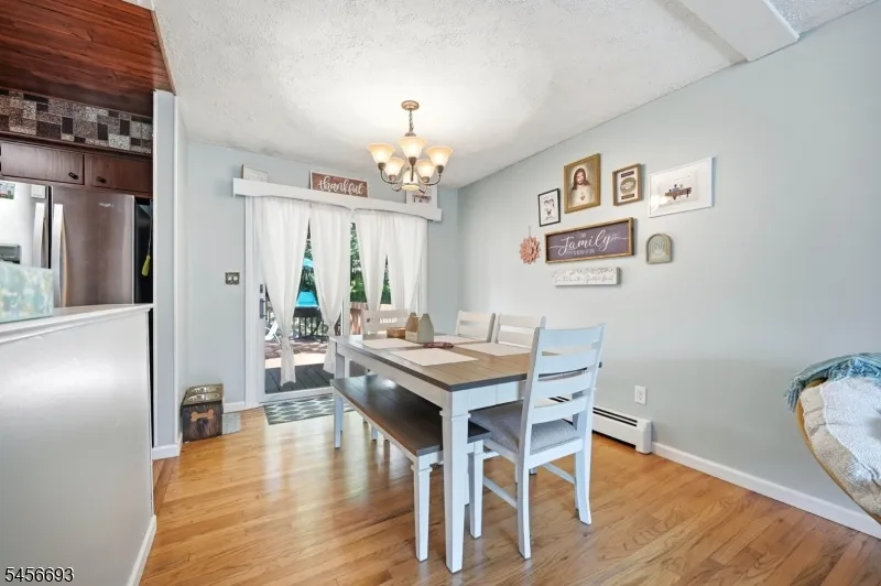25 Elm Tree Rd Vernon, NJ 07422