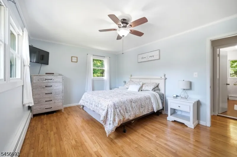 25 Elm Tree Rd Vernon, NJ 07422
