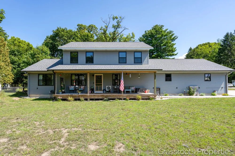 939 S Mears Avenue Whitehall, MI 49461