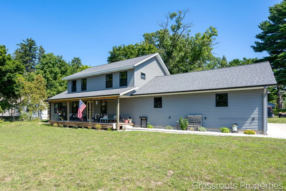939 S Mears Avenue Whitehall, MI 49461