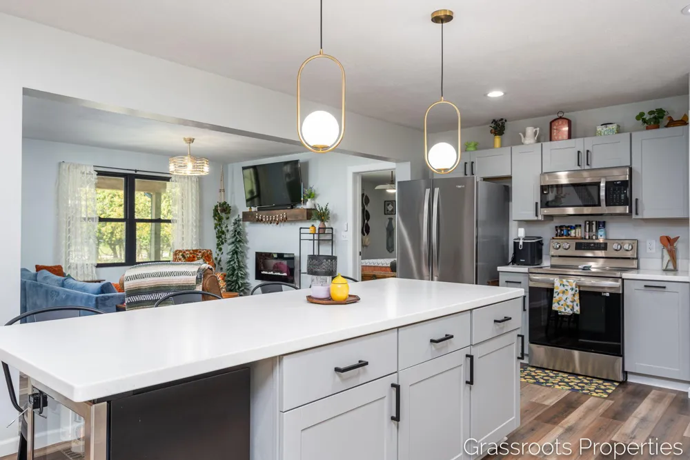 939 S Mears Avenue Whitehall, MI 49461