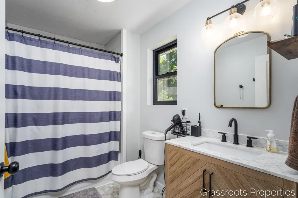 939 S Mears Avenue Whitehall, MI 49461