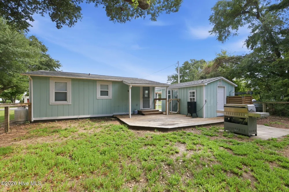 390 Pearson Circle Newport, NC 28570