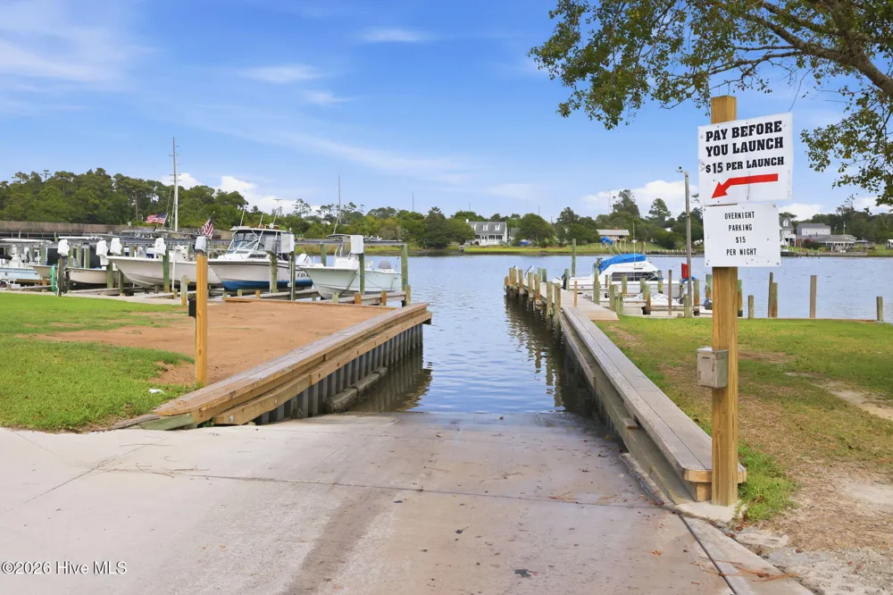 390 Pearson Circle Newport, NC 28570