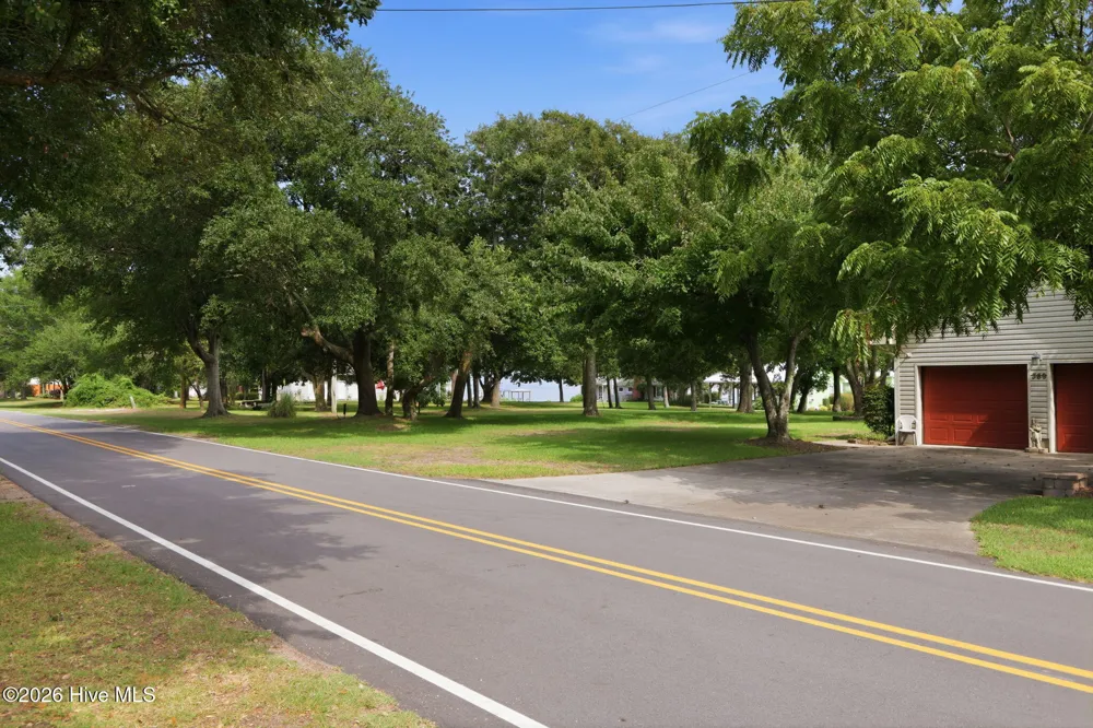 390 Pearson Circle Newport, NC 28570