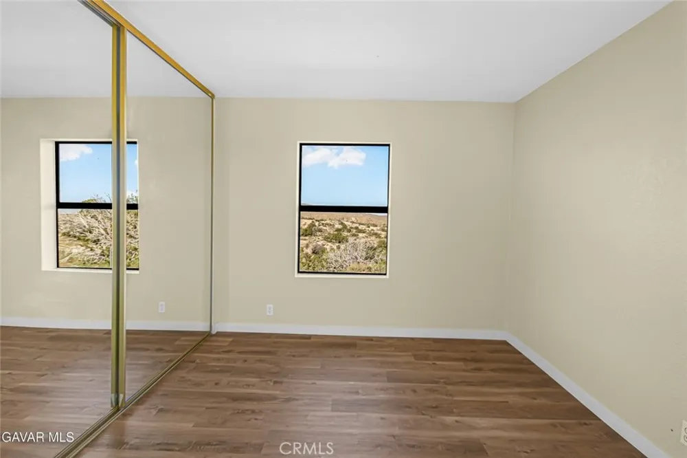 31720 96th Street East Littlerock, CA 93543