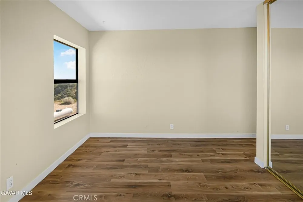 31720 96th Street East Littlerock, CA 93543