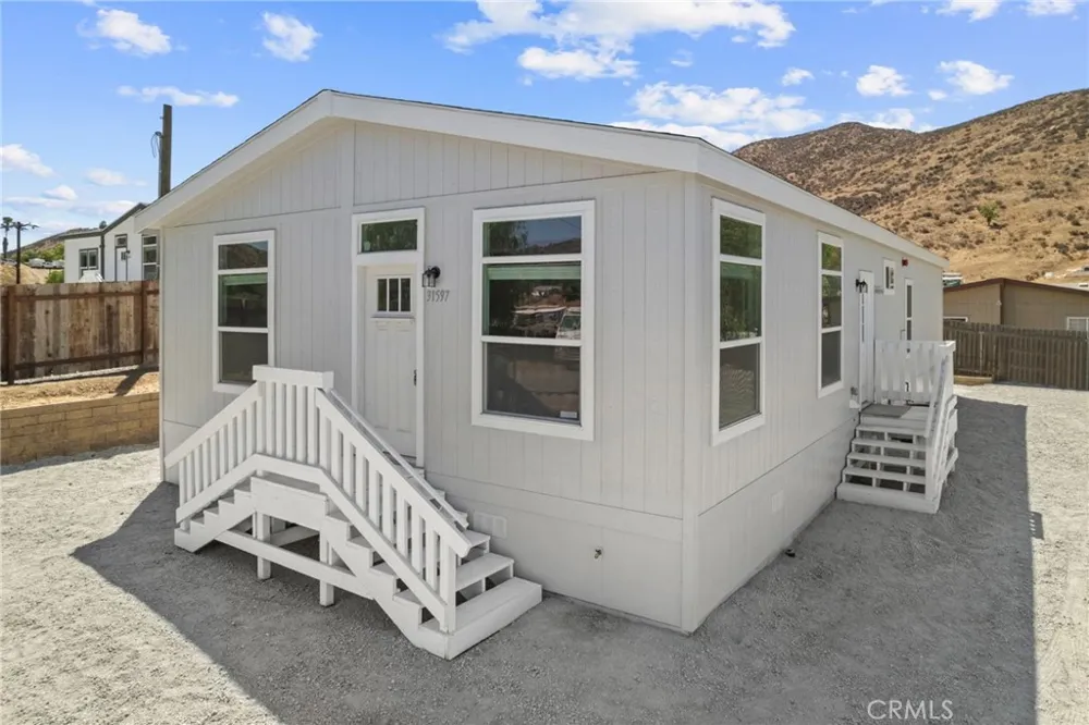 31597 Allen Avenue Homeland, CA 92585