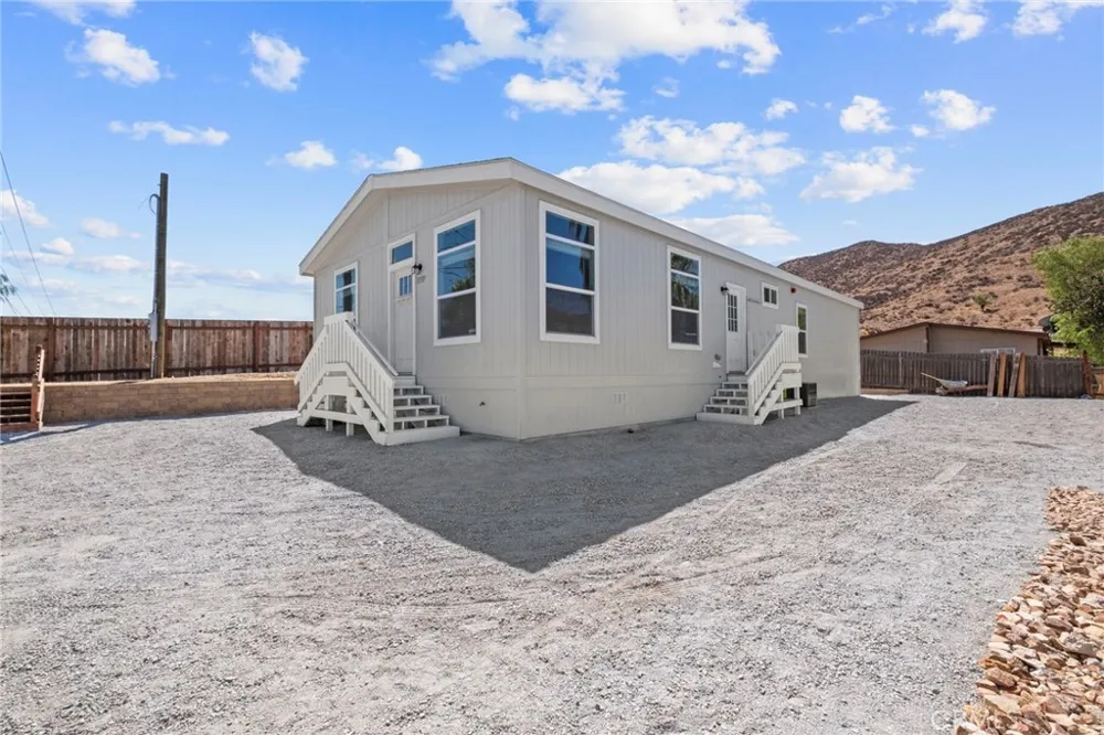 31597 Allen Avenue Homeland, CA 92585