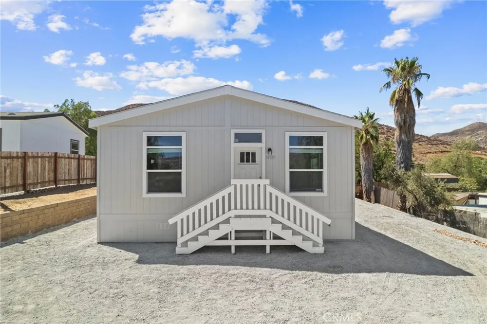 31597 Allen Avenue Homeland, CA 92585