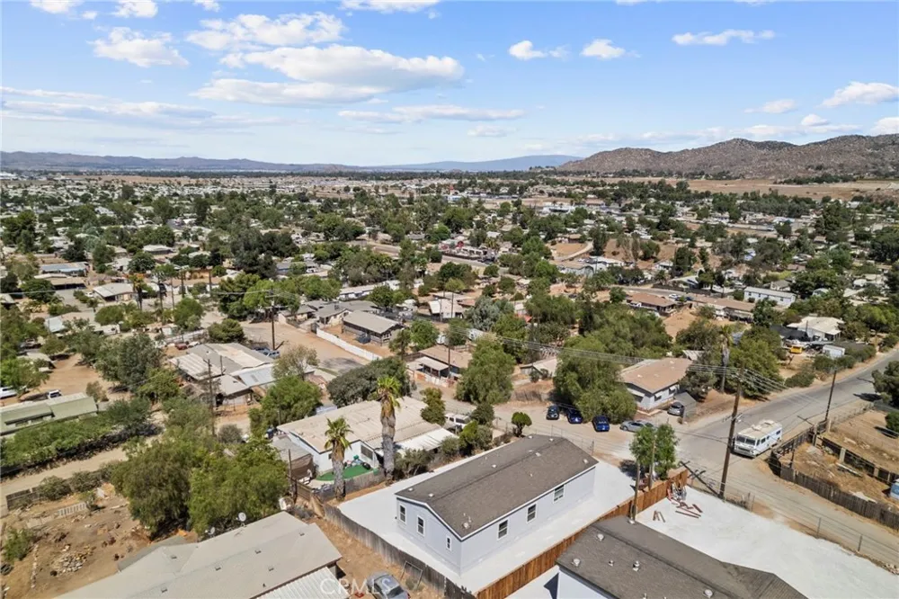 31597 Allen Avenue Homeland, CA 92585