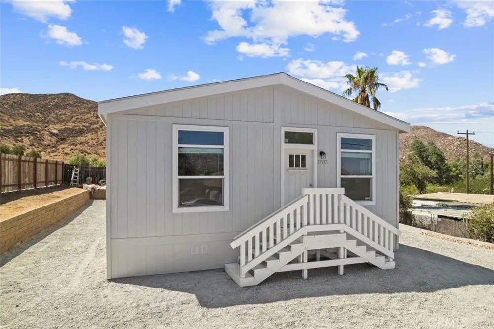 31597 Allen Avenue Homeland, CA 92585