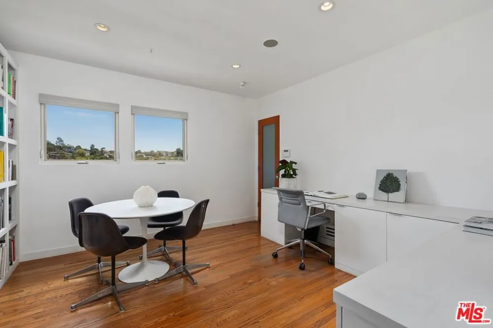 2338 Lyric Avenue Los Angeles, CA 90027