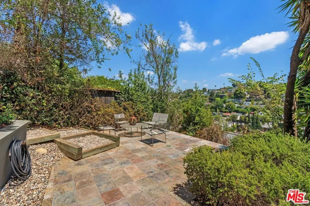 2338 Lyric Avenue Los Angeles, CA 90027