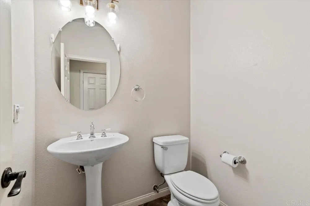 3219 Hidden Estate Lane Escondido, CA 92027