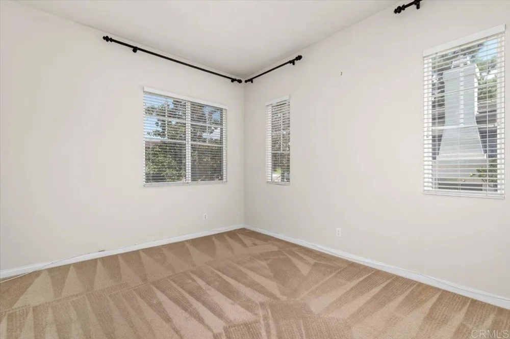 3219 Hidden Estate Lane Escondido, CA 92027