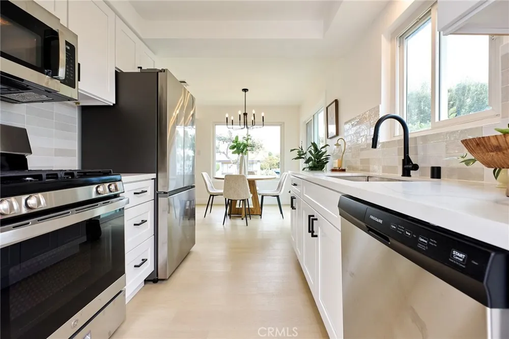 14625 Kingsdale Avenue Lawndale, CA 90260