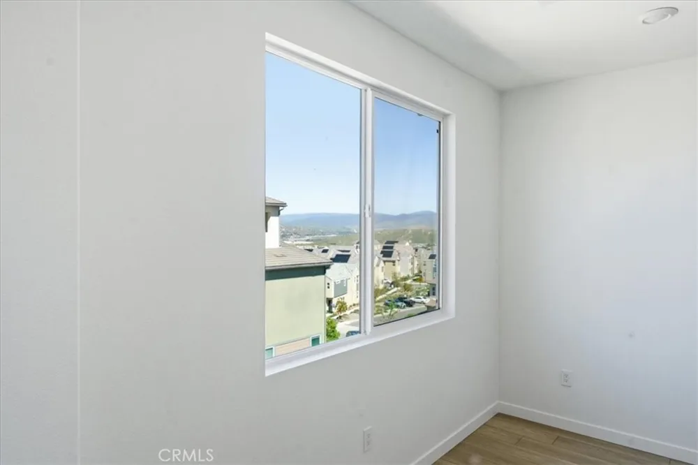 27326 Seven Oaks Lane Valencia, CA 91381