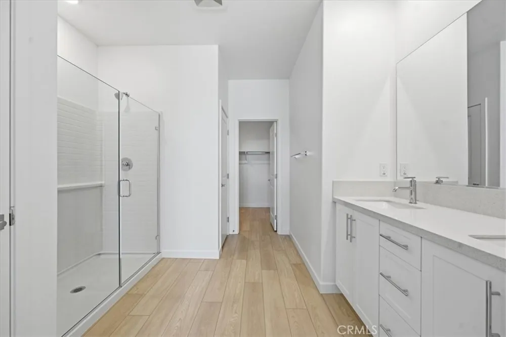 27326 Seven Oaks Lane Valencia, CA 91381