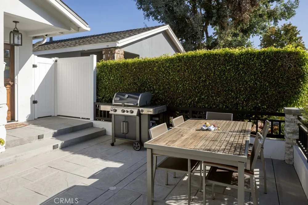 503 Fernleaf Avenue Corona del Mar, CA 92625