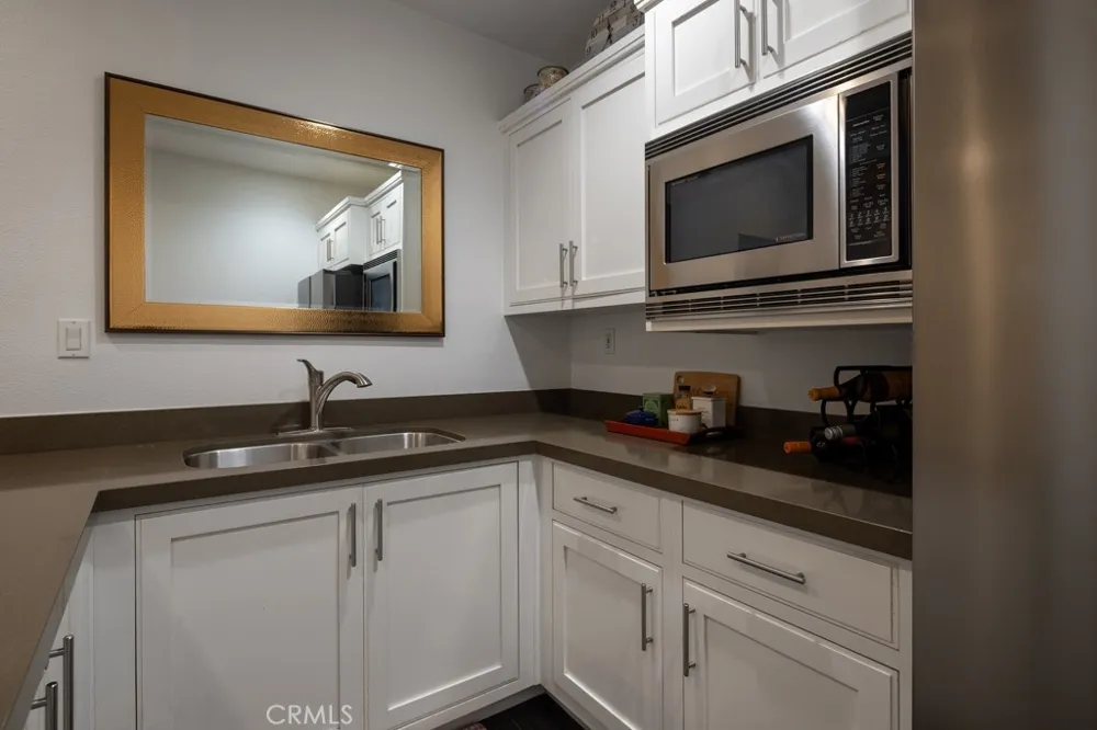 503 Fernleaf Avenue Corona del Mar, CA 92625