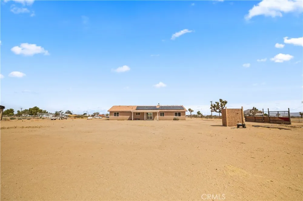 7755 7th Street Phelan, CA 92371