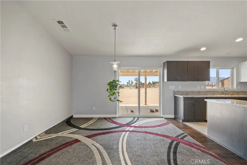 7755 7th Street Phelan, CA 92371