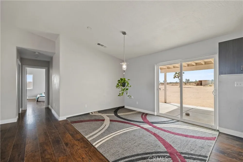 7755 7th Street Phelan, CA 92371