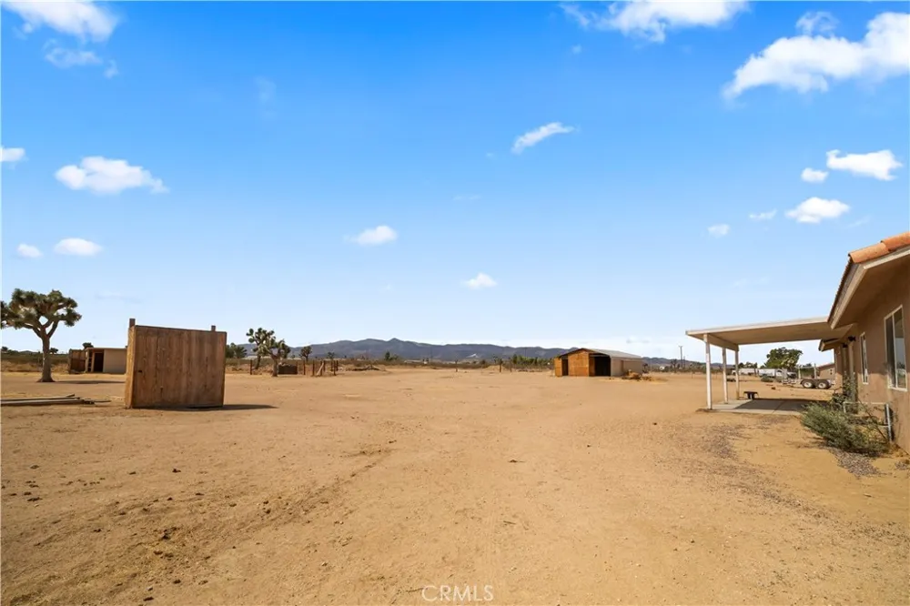 7755 7th Street Phelan, CA 92371