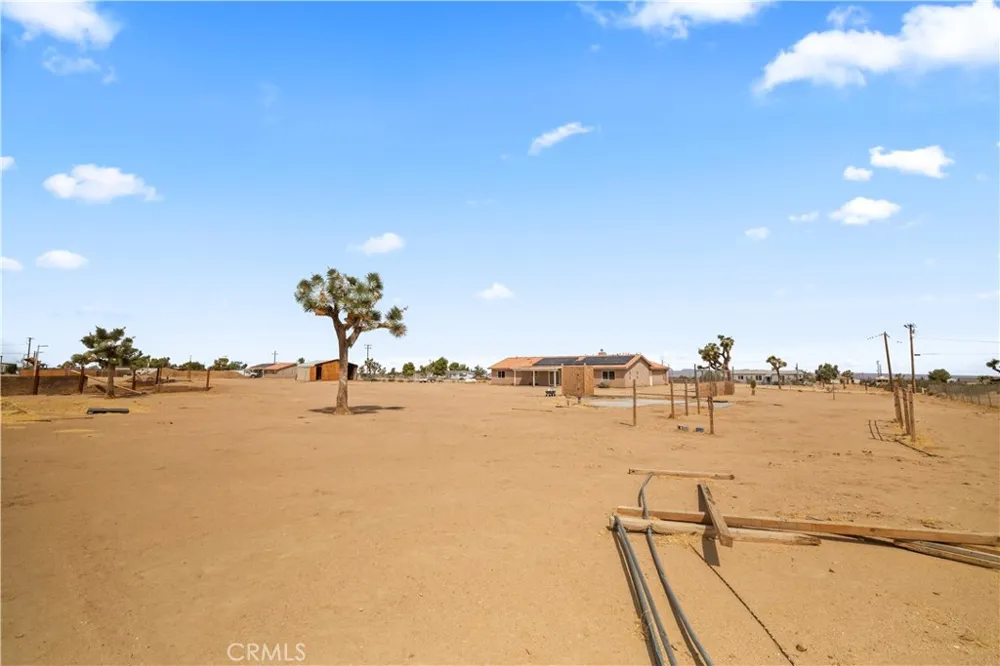 7755 7th Street Phelan, CA 92371