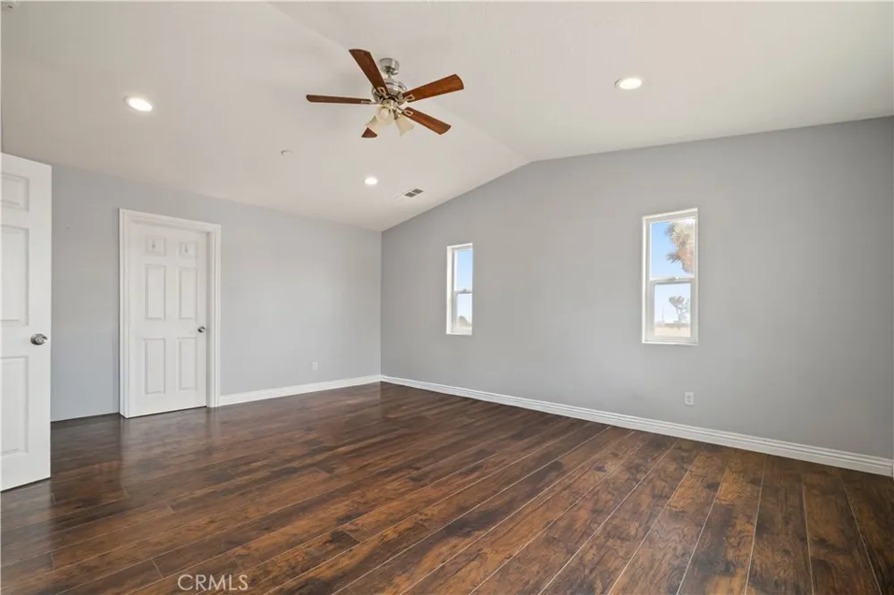 7755 7th Street Phelan, CA 92371
