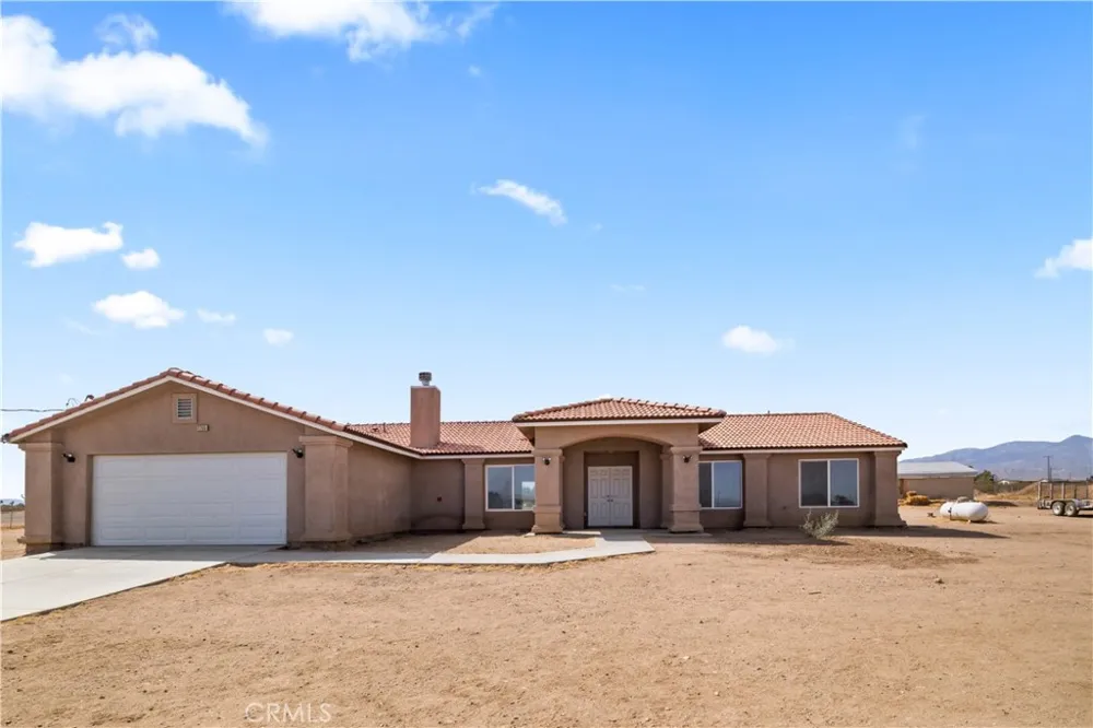 7755 7th Street Phelan, CA 92371