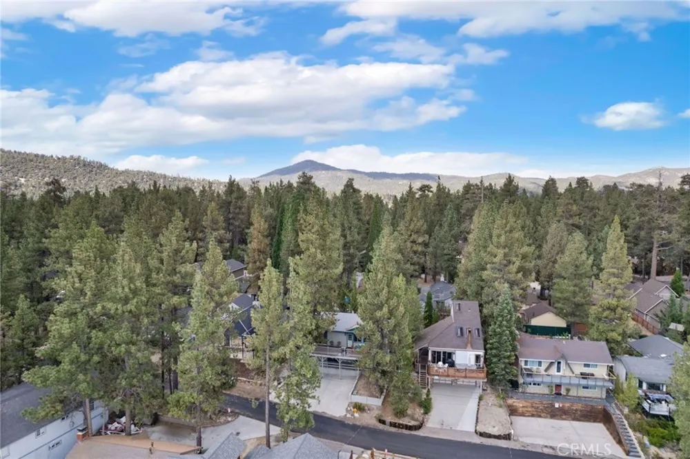 39038 Bayview Lane Big Bear Lake, CA 92315