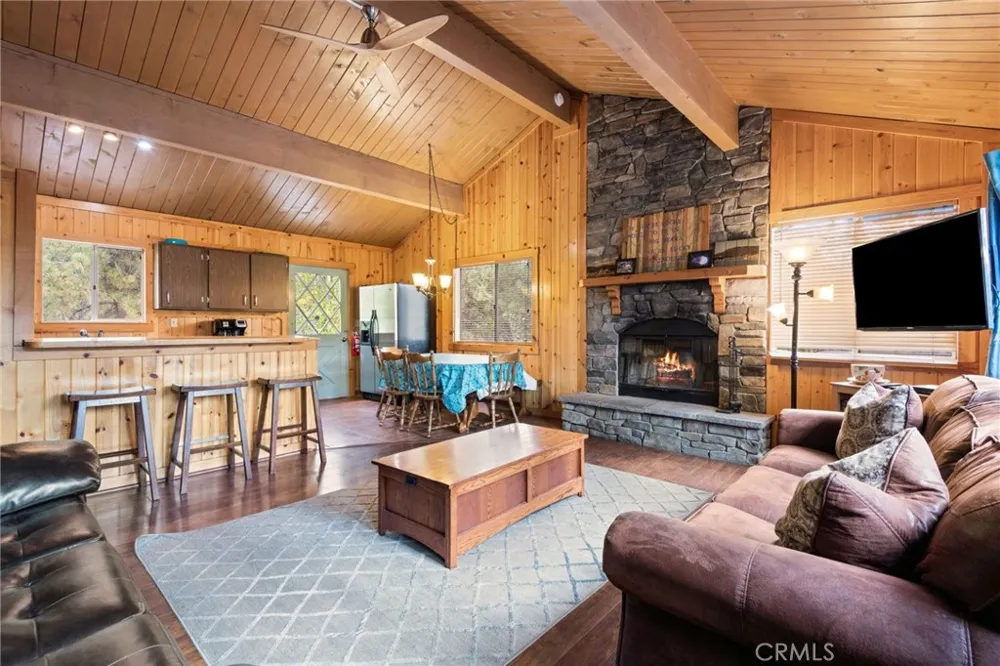 39038 Bayview Lane Big Bear Lake, CA 92315