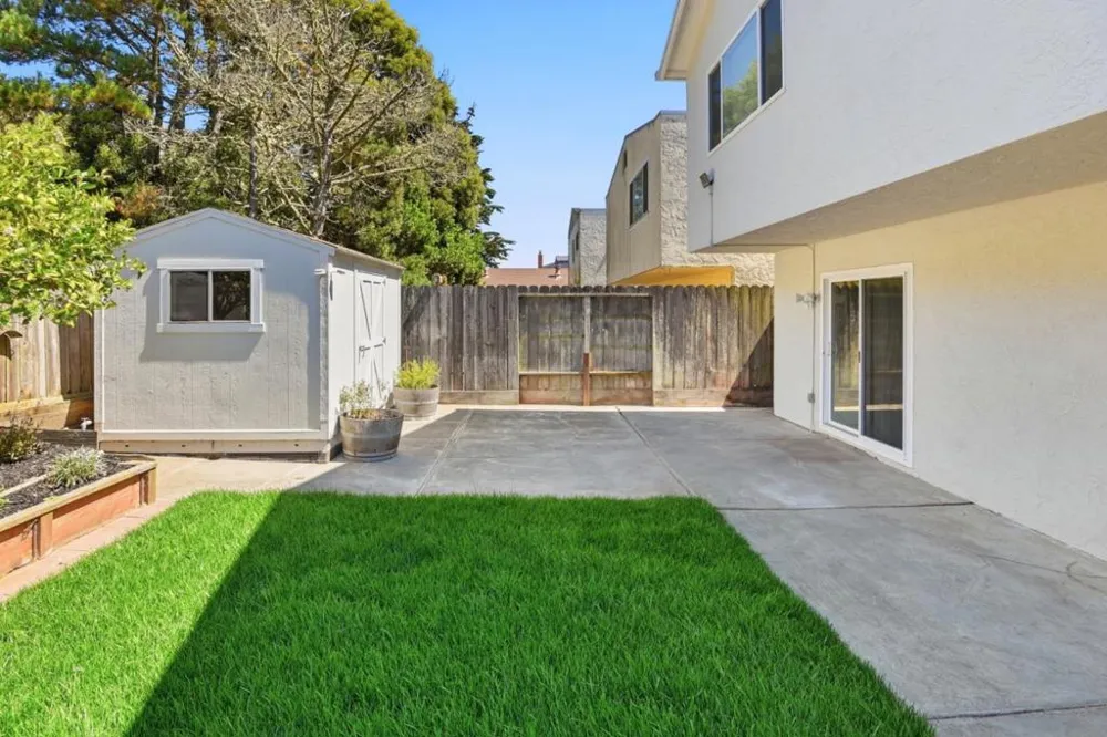 72 Wessix Court Daly City, CA 94015