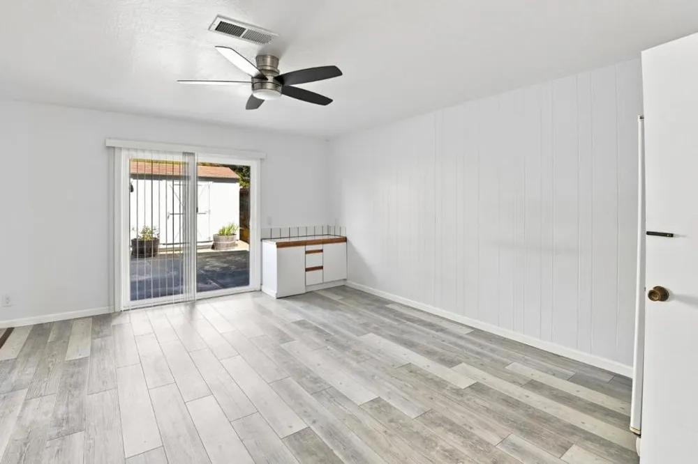 72 Wessix Court Daly City, CA 94015