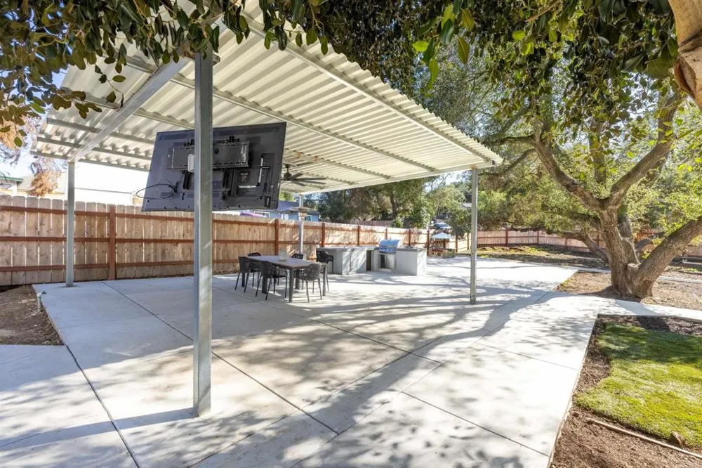 10292 Canyon Dr. Escondido, CA 92026