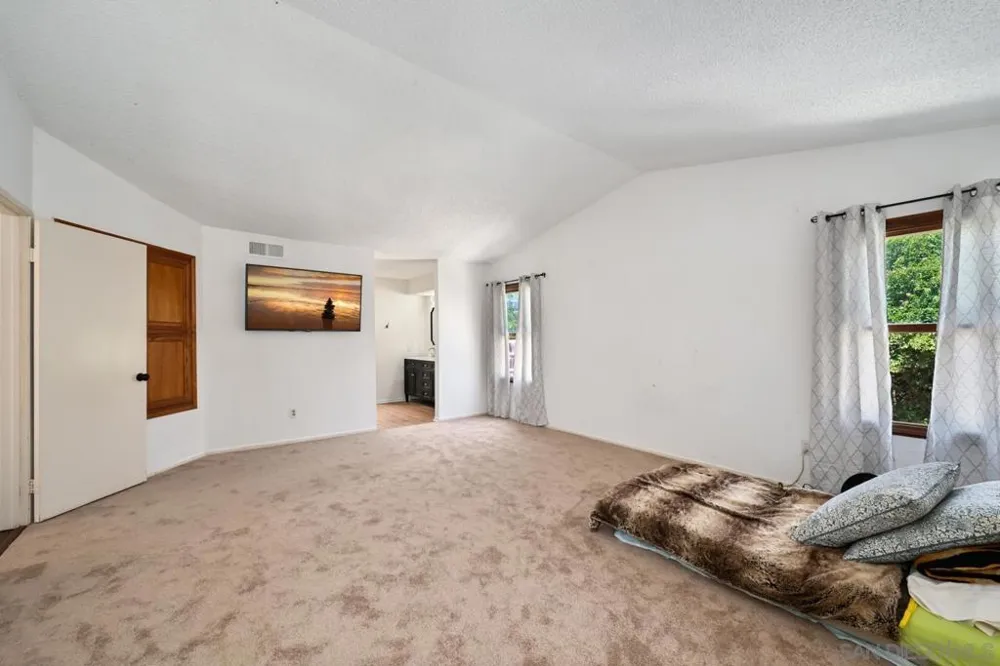 2884 Brandeis Dr. Oceanside, CA 92056
