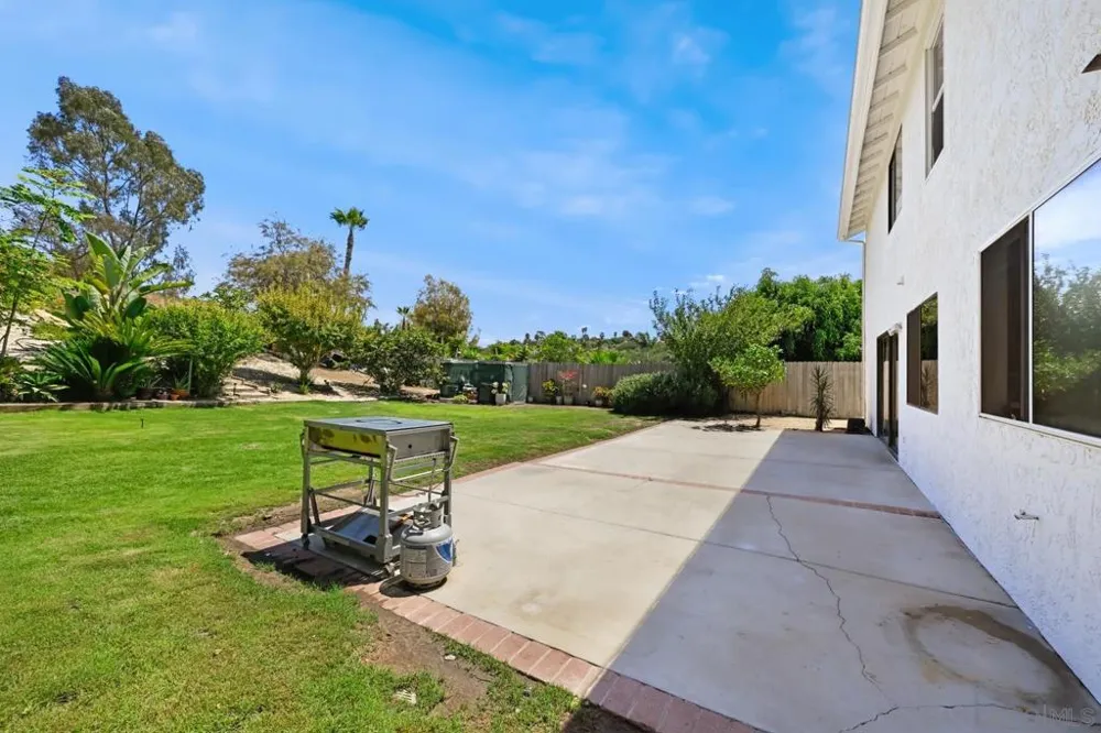 2884 Brandeis Dr. Oceanside, CA 92056