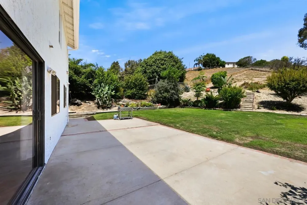 2884 Brandeis Dr. Oceanside, CA 92056