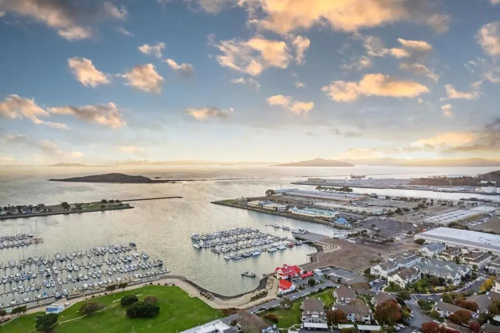 199 Shoreline Court Richmond, CA 94804